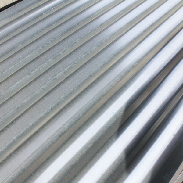 8'C.I SHEETS 22G - USED - Image 2