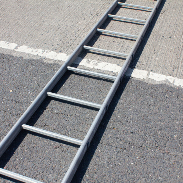 Used GALVANISED STEEL LADDERS - Image 4