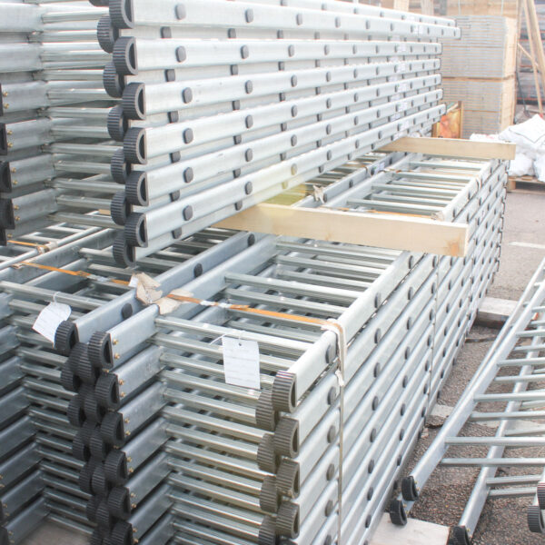 Used GALVANISED STEEL LADDERS - Image 3