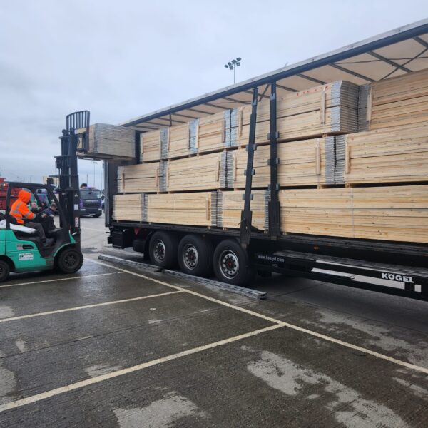 NEW BANDED SCAFFOLD BOARDS