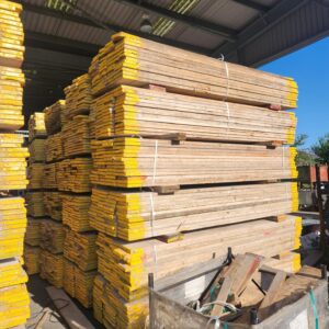 USED BANDED SCAFFOLD BOARDS